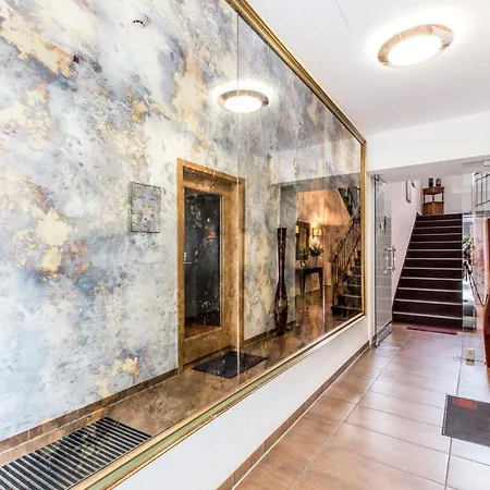 Beau-sejour Hotel
